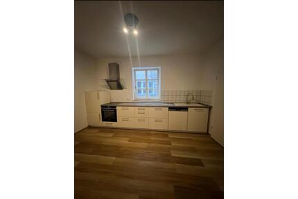 Stilvolle 2 12 Zimmer Wohnung 48qm im Herzen Straubings - Wiesent