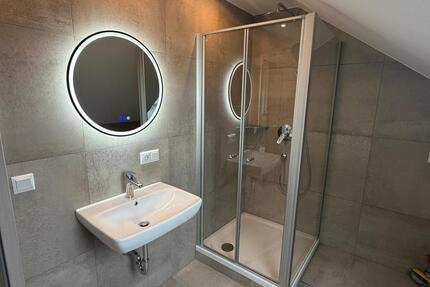 Moderne 2 Zimmer DG -Wohnung ,64qm. In Sulzbach Rosenberg - Sulzbach-Rosenberg