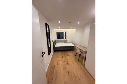 WG-Zimmer in München 710,00 € 11 m²