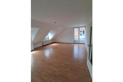 2 Zimmer Dachgeschoss Wohnung Meerbusch Strümp