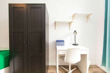 WG-Zimmer in Berlin 580,00 € 11 m²