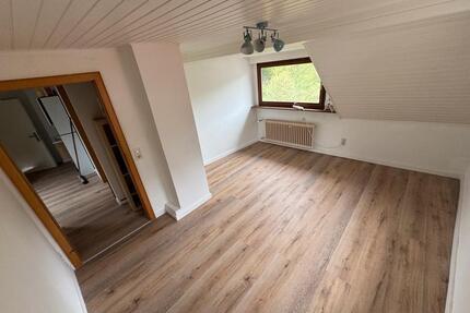 Wg-Zimmer Wohngemeinschaft - 250,00&nbsp;EUR Kaltmiete, ca.&nbsp; 100,00&nbsp;m&sup2; in Osburg (PLZ: 54317)