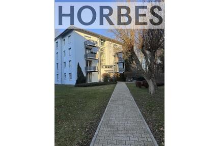 *** 1-Zimmer Wohnung mit Balkon in herrlicher Lage*** - Glauchau