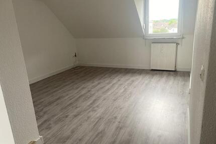 Ansprechende 2-Zimmer-Dachgeschosswohnung in Duisburg Homberg