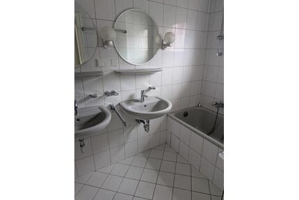WG Flòresheim am Main - 600,00&nbsp;EUR Kaltmiete, ca.&nbsp; 25,00&nbsp;m&sup2; in Flörsheim am Main (PLZ: 65439)