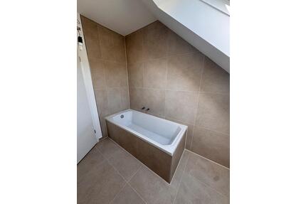 4-Zimmer Wohnung - 1.100,00&nbsp;EUR Kaltmiete, ca.&nbsp; 105,00&nbsp;m&sup2; in Löhne (PLZ: 32584)