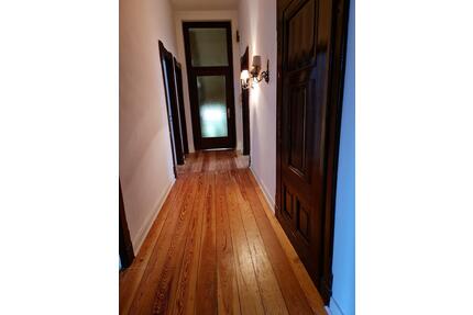 1. OG Wohnung mit 6 Zimmer in Zentrum Stadthagen, neu renoviert