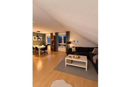 Schöne 2,5 Zimmer Dachgeschosswohnung in Castrop-RauxelFrohlinde