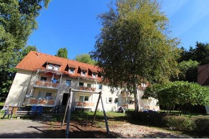 Wohnen mit Komfort – 3 Zimmer EG-Wohnung in ruhiger Lage - Oberndorf am Neckar