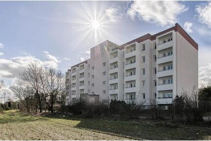 2-Zimmer Wohnung mit Einbauküche und Balkone - Wandlitz