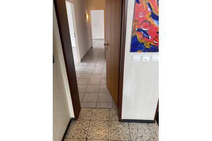 2 Zimmer Mietwohnung—51 qm mit Terrasse-guter Lage Solingen