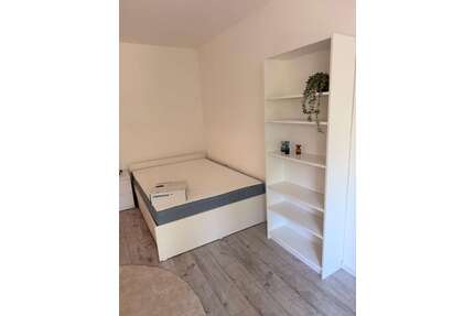 Wohnung zum Mieten in Düsseldorf 889,00 € 36.94 m²