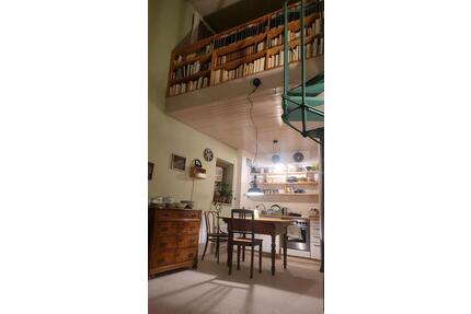 Möblierte 2,5 Zimmer Maisonette-Wohnung - Tübingen