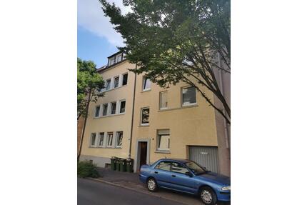 In Sanierung: 2,5 Zimmer Erdgeschosswohnung mit eigenem Garten - Oberhausen