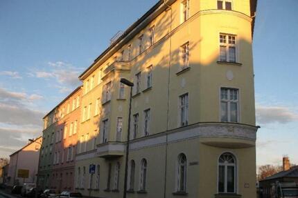 große 3 Zimmer Wohnung - 725,00&nbsp;EUR Kaltmiete, ca.&nbsp; 109,00&nbsp;m&sup2; in Luckenwalde (PLZ: 14943)