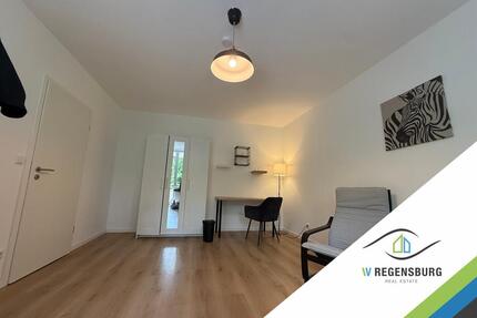 ** geräumiges WG-Zimmer mit Balkon in München zu vermieten**