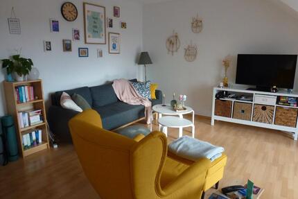 Gut geschnittene 3 - Zimmer DG -Wohnung - Euskirchen
