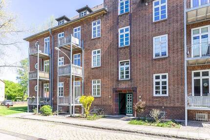 Helle Wohnung sucht neuen Mieter - 2-Zimmer Wohnung in der Flensburger Nordstadt.