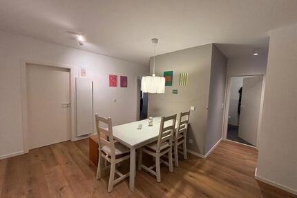 WG Wohnung in Mainz-Laubenheim - 2.400,00&nbsp;EUR Kaltmiete, ca.&nbsp; 123,00&nbsp;m&sup2; in Mainz (PLZ: 55130) Laubenheim