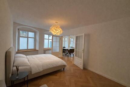 Möblierte Altbau-Wohnung 70qm Zentrum - Augsburg Innenstadt