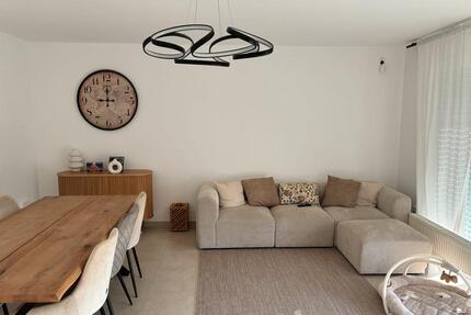 3 Zimmer Wohnung 94 Quadratmeter mit privat Parkplatz - Kerpen Buir