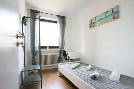 WG-Zimmer in Düsseldorf 449,00 € 6 m²