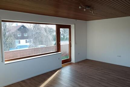 4 Zimmer Wohnug - 1.050,00&nbsp;EUR Kaltmiete, ca.&nbsp; 108,00&nbsp;m&sup2; in Thaining (PLZ: 86943)