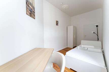 WG-Zimmer in Berlin 655,00 € 10 m²