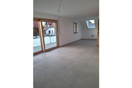 4 Zimmer Wohnung im Obergeschoss zu vermieten - Mainhardt