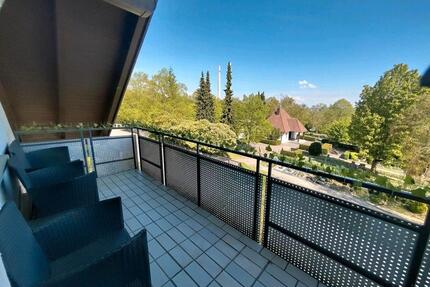 2 Zimmer DG-Wohnung mit neuer Küche in Neckargartach - Heilbronn Frankenbach