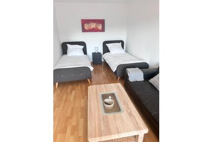 Student WG 2 Zimmer - 1.200,00&nbsp;EUR Kaltmiete, ca.&nbsp; 60,00&nbsp;m&sup2; in Essen (PLZ: 45326) Stadtbezirk V