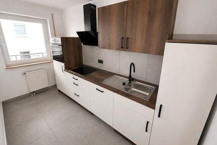 Frisch Sanierte 2 Zimmer Wohnung in Dresden | EBK + BALKON + TG