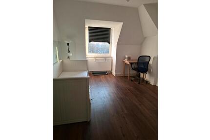 Room in Female WG from February, 1 Zimmer in Frauen-WG ab Februar - Lübeck Sankt Gertrud