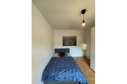 WG-Zimmer in München 850,00 € 15 m²