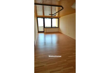 Wunderschöne 3 Zimmer Wohnung, teilmöbiliert - Nürnberg Schnepfenreuth