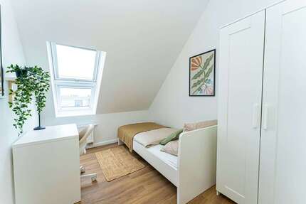 WG-Zimmer in Berlin 630,00 € 8 m²