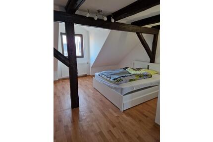 3 Zimmer möblierte warme, sonnige Dachgeschoss Wohnung Görlitz