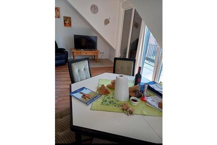 Helle 3 Zimmer Wohnung mit Balkon - Köln Porz