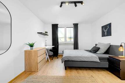 WG-Zimmer in München 950,00 € 19 m²