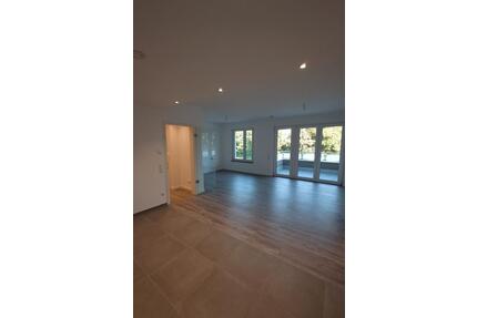 Helle 3-Zimmer Wohnung mit Balkon - Troisdorf Bergheim