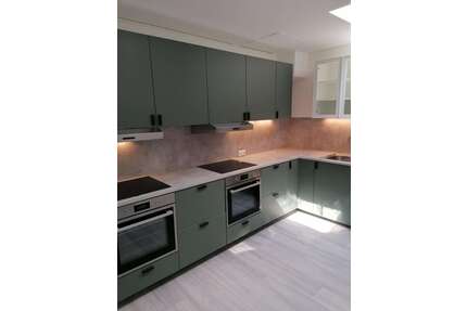 WG-Zimmer in Leverkusen 350,00 € 149 m²