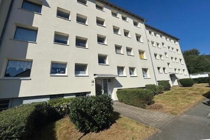 Erstbezug nach Renovierung! 3-Zimmer Mietwohnung mit Balkon in kinderfreundlicher Lage der Stadt Plettenberg