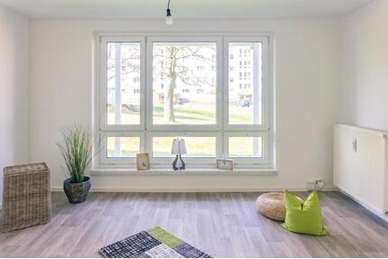 Zentral gelegene 2-Raum-Wohnung mit Tageslichtbad - Chemnitz