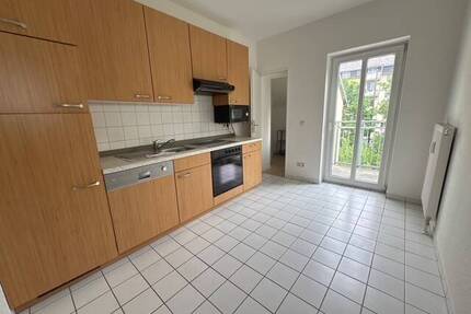 DG + Aufzug + Küche mit EBK & Balkon + WG-gerecht ! - Chemnitz Bernsdorf