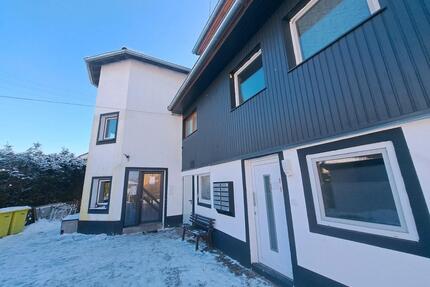 Helle 3.5 Zimmer Wohnung in Tüningen mit Ebk und Stellplatz - Tuningen