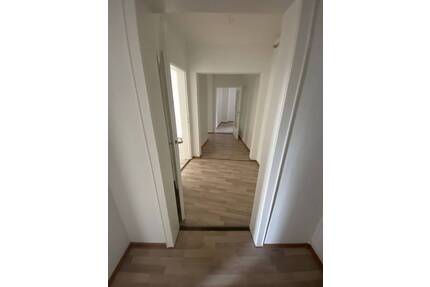 *NEU* RENOVIERTE 3 Zimmer Wohnung im EG in Adolfstraße - Hagen Altenhagen