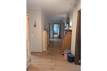 Dachgeschosswohnung mit Balkon - 110m - 4 Zimmer ab 01.07 - Aachen Eilendorf