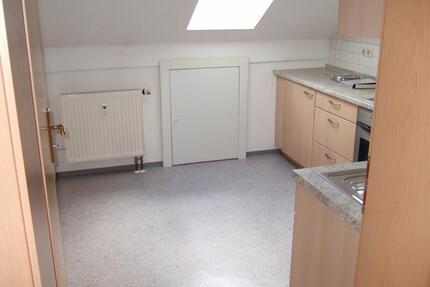 Waldkraiburg kleine 2-Zimmer Wohnung 36 qm Balkon Mietwohnung