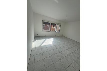 Frisch • Saniert 4 Zimmer Wohnung zu vermieten 850 €Kaltmiete - Salzgitter Ortschaft Ost