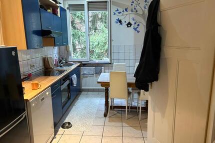 Schöne 2 Zimmer Wohnung zu vermieten - Albersweiler